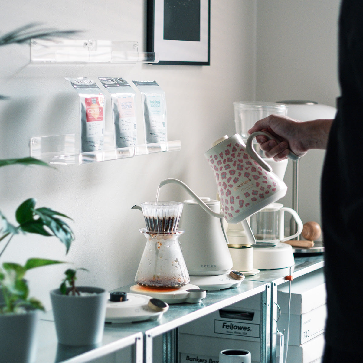 ドリップケトル LUX900｜プレミアムモデル・900ml大容量