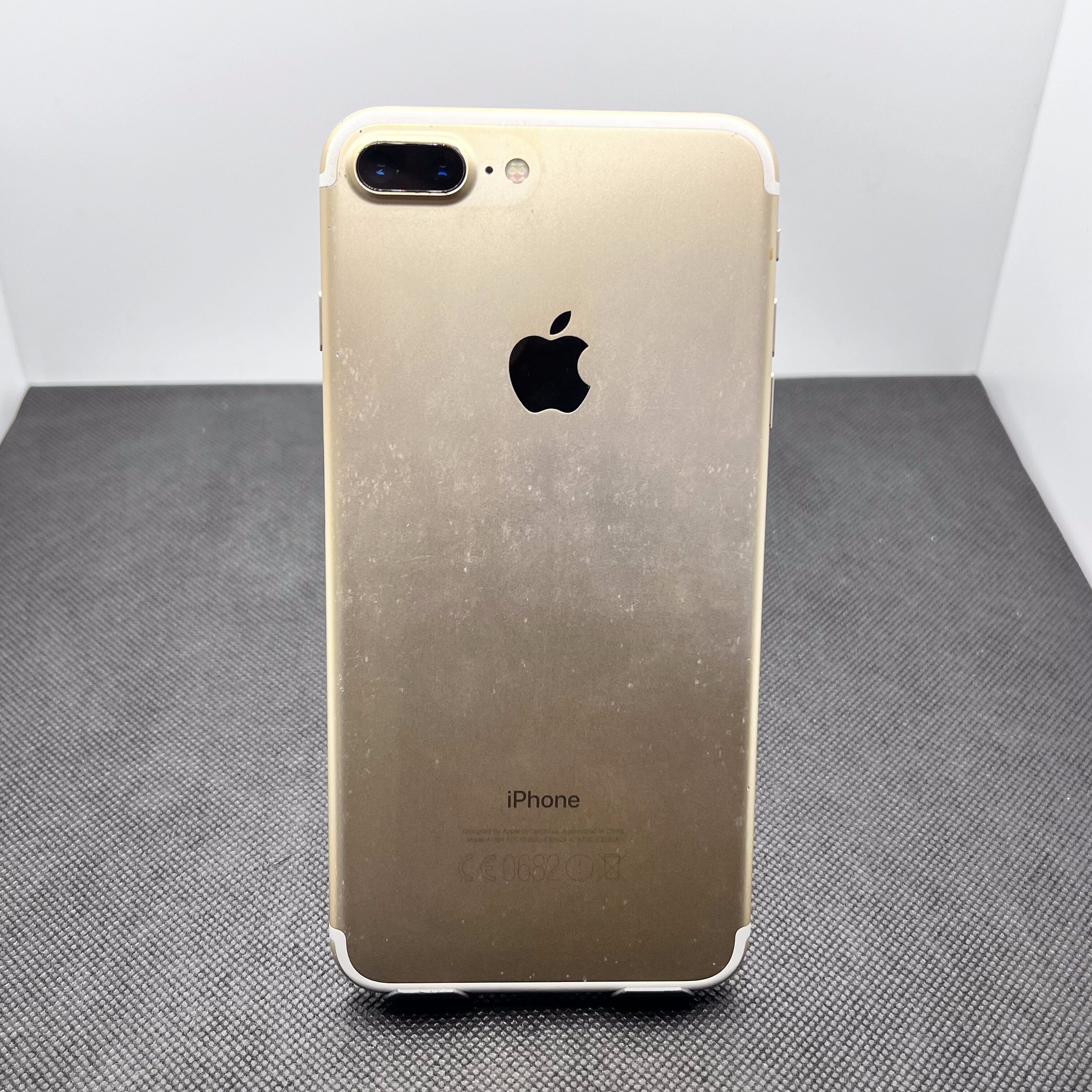 Buy Used Apple iPhone 7 Plus 128GB Gold (3 Month Warranty