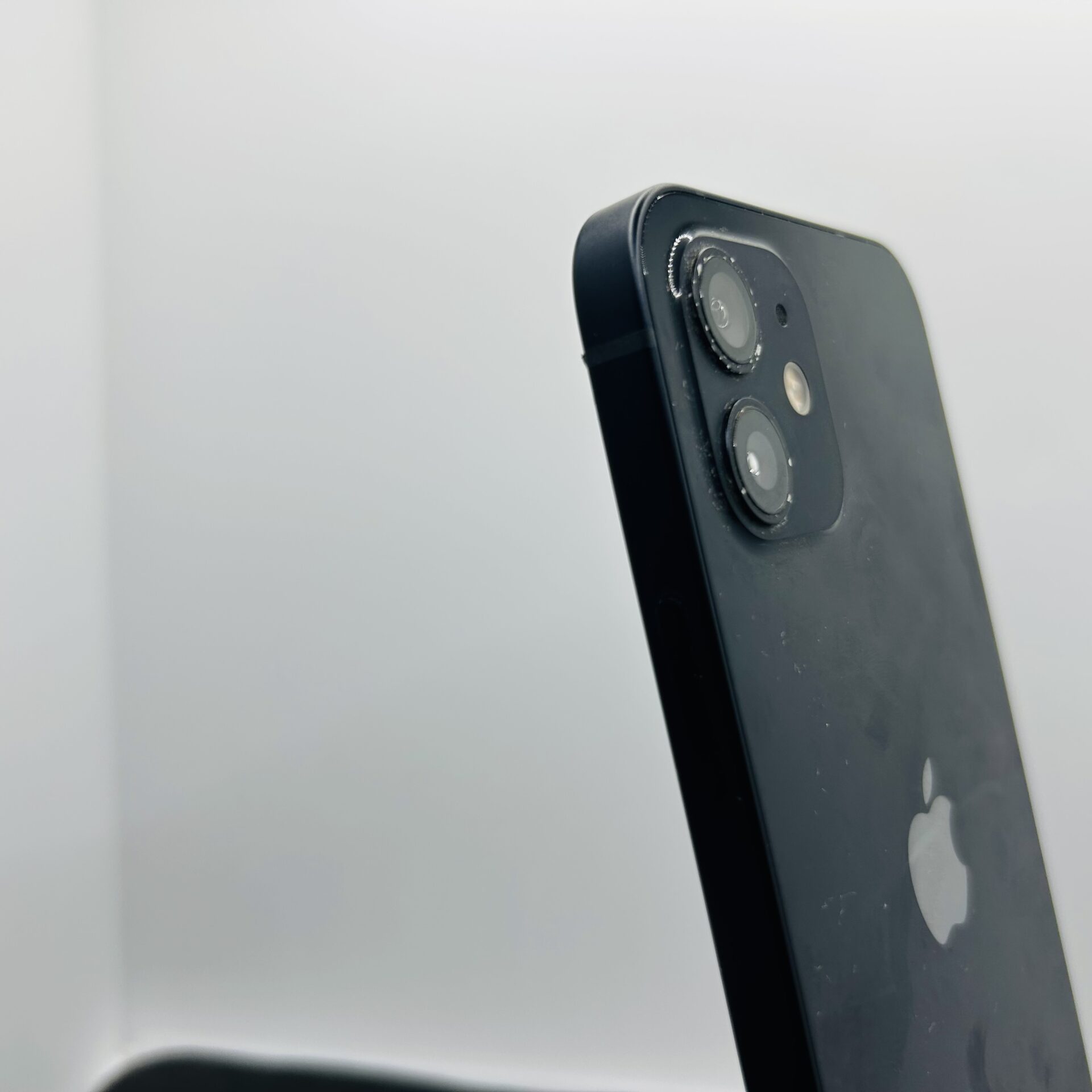 Buy Used Apple iPhone 12 64GB Black – (Grade B) - Warranty & Fast