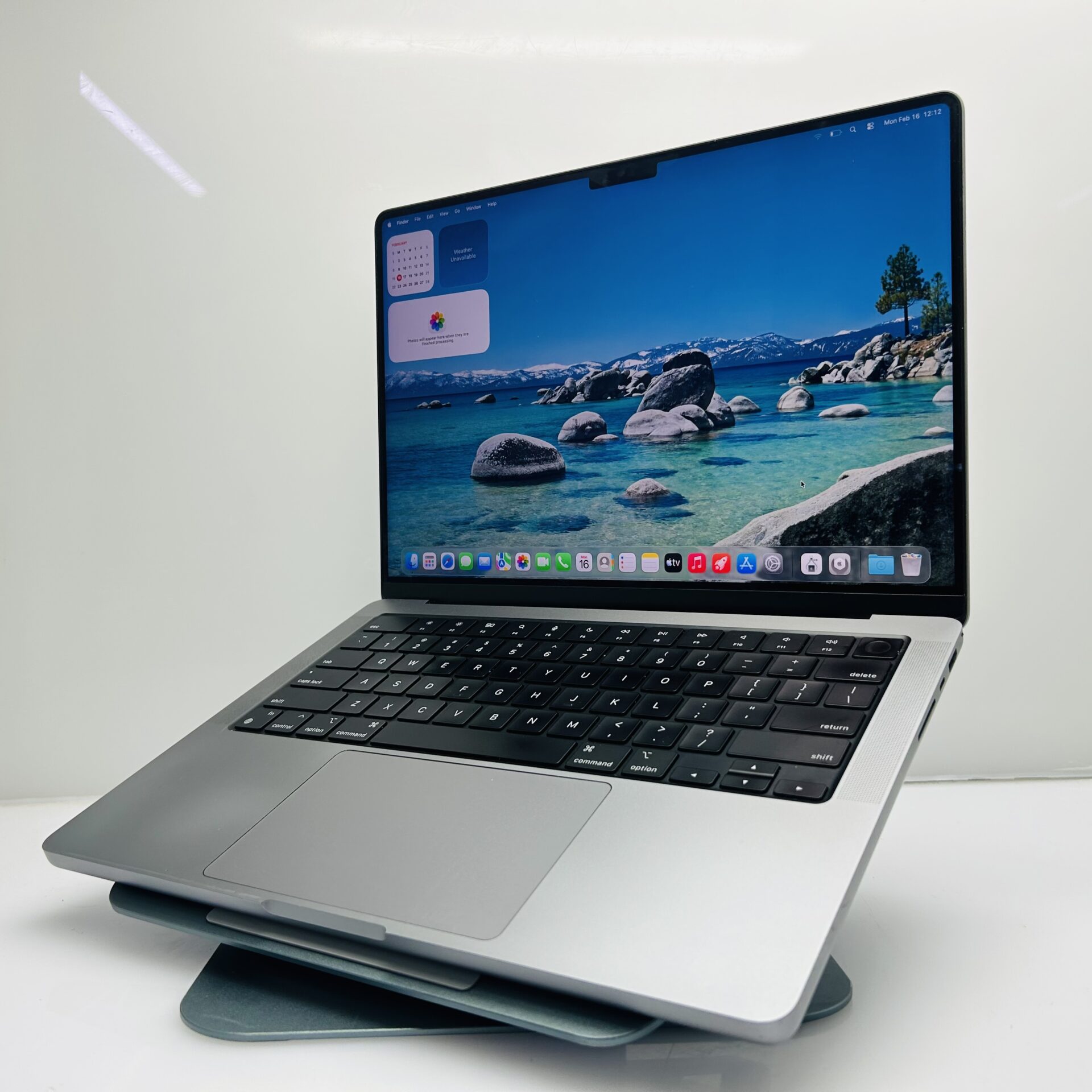 Buy Used Apple Macbook Pro “M1 Pro” 14-Inch 8 CPU/14 GPU (2021