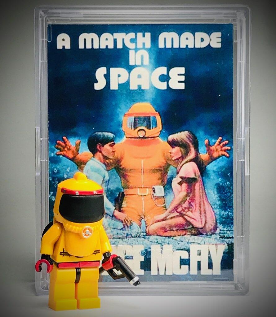 Epic Box EXTRAS - Back to the Future 35th Anniversary - Marty