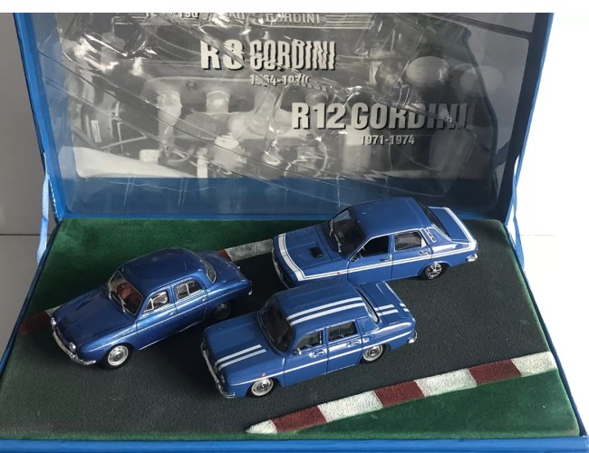 Le Grand Coffret Dinky Toys / Superbe livre avec 2 miniatures en