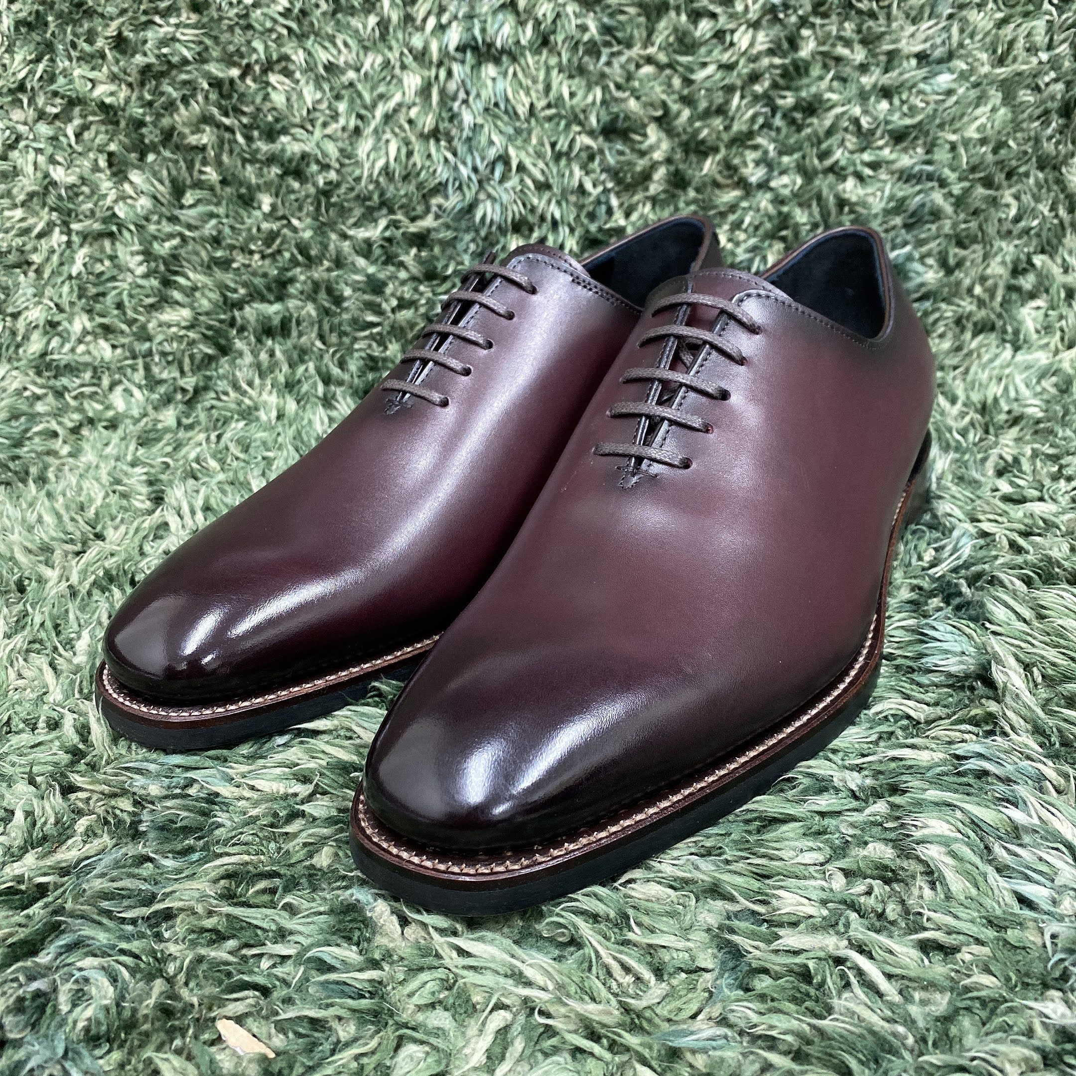 ホールカット_グッドイヤーウェルト製法 - 自由な靴で自由に生きる