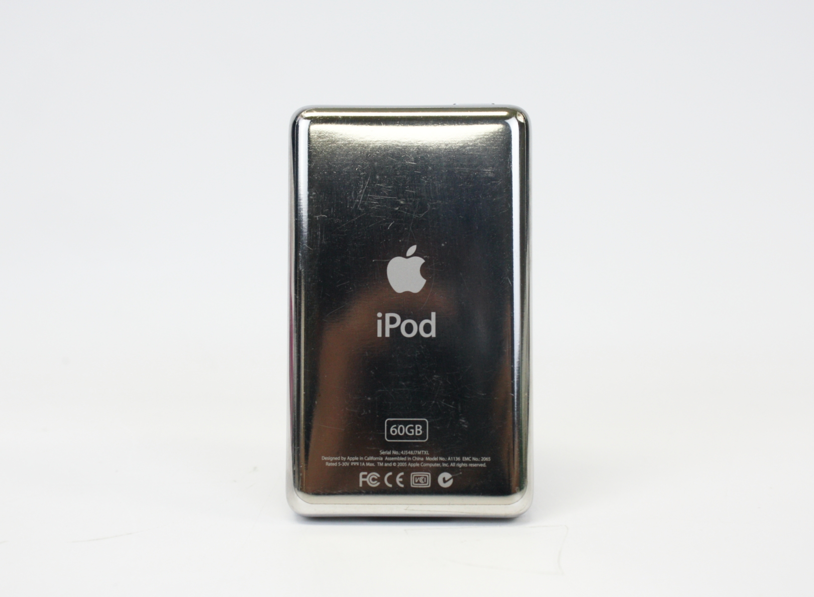 Apple iPod Classic 5th Generation 60GB Black A1136 MA147LL