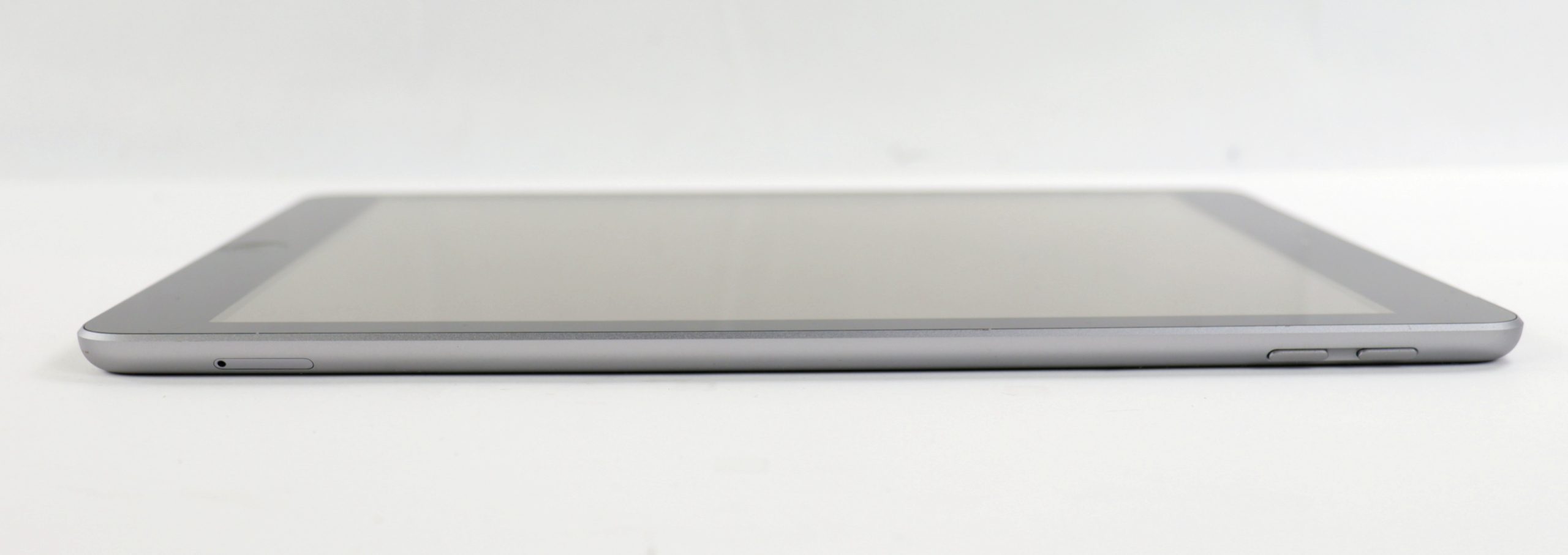 Apple iPad 6th Gen A1954 MR752LL/A 128GB WiFi+Cellular Space Gray