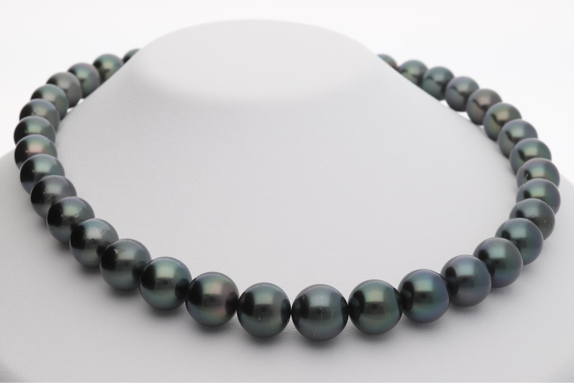 本真珠 南洋黒蝶真珠ネックレストップ 13mmダークグリーンPT884 本真珠