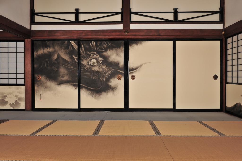 知られざる現代京都の超絶水墨画家（10）「藤井湧泉展――水墨雲龍・極彩