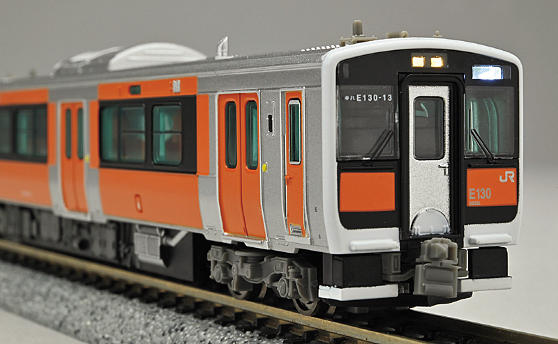 JR東日本 キハE130 水郡線 オレンジ パーシモン トレイン – 新製品紹介