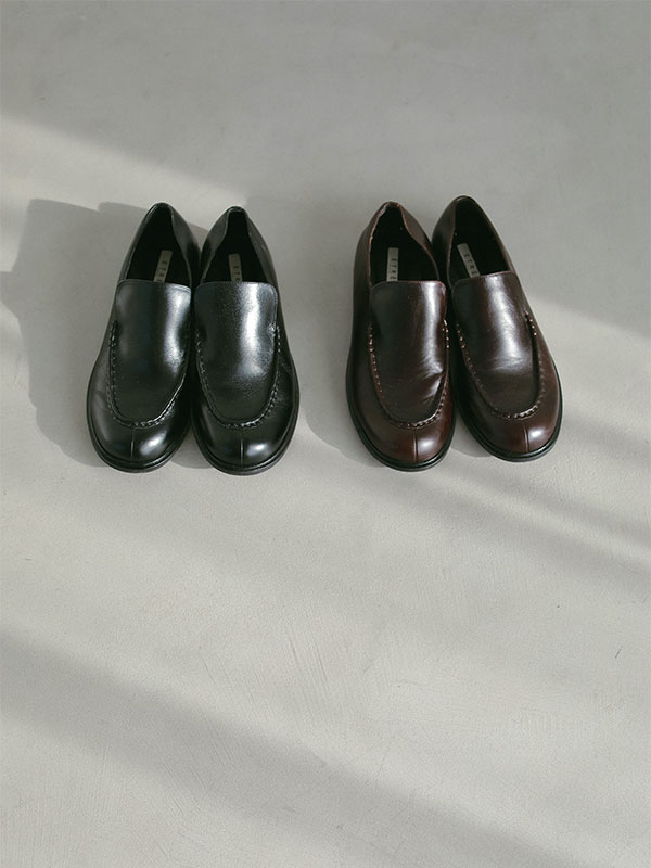 オイルドレザーフラットローファー(36 BLACK): シューズ │ ETRE TOKYO