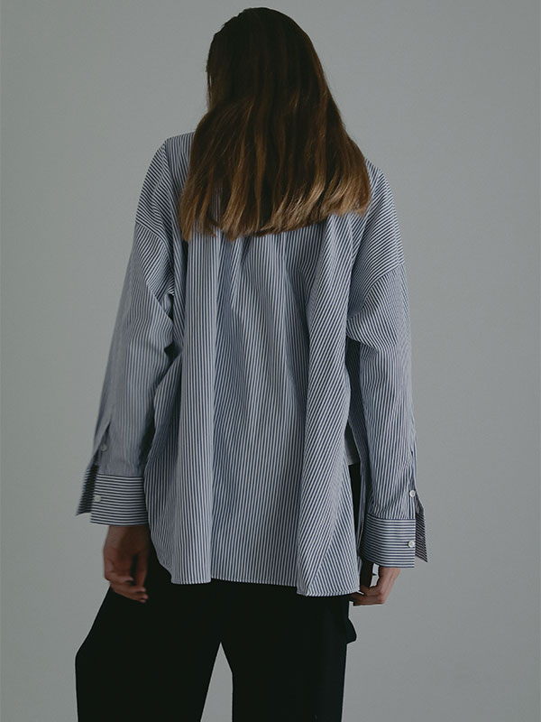 サイドスリットストライプシャツ(F NAVY): トップス │ ETRE TOKYO