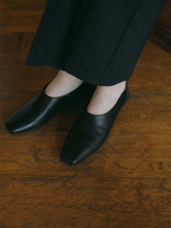 SHISEI TIGHT SQUARE SLIPON(22.5 IVORY): シューズ │ ETRE TOKYO