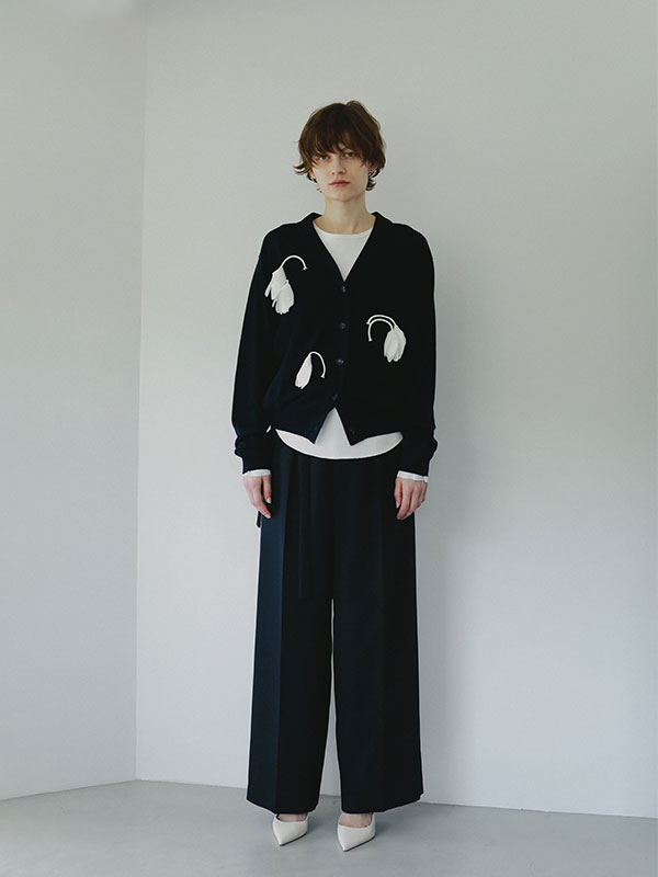 SANTEフラワーモチーフVネックニットカーディガン(F GREY): トップス