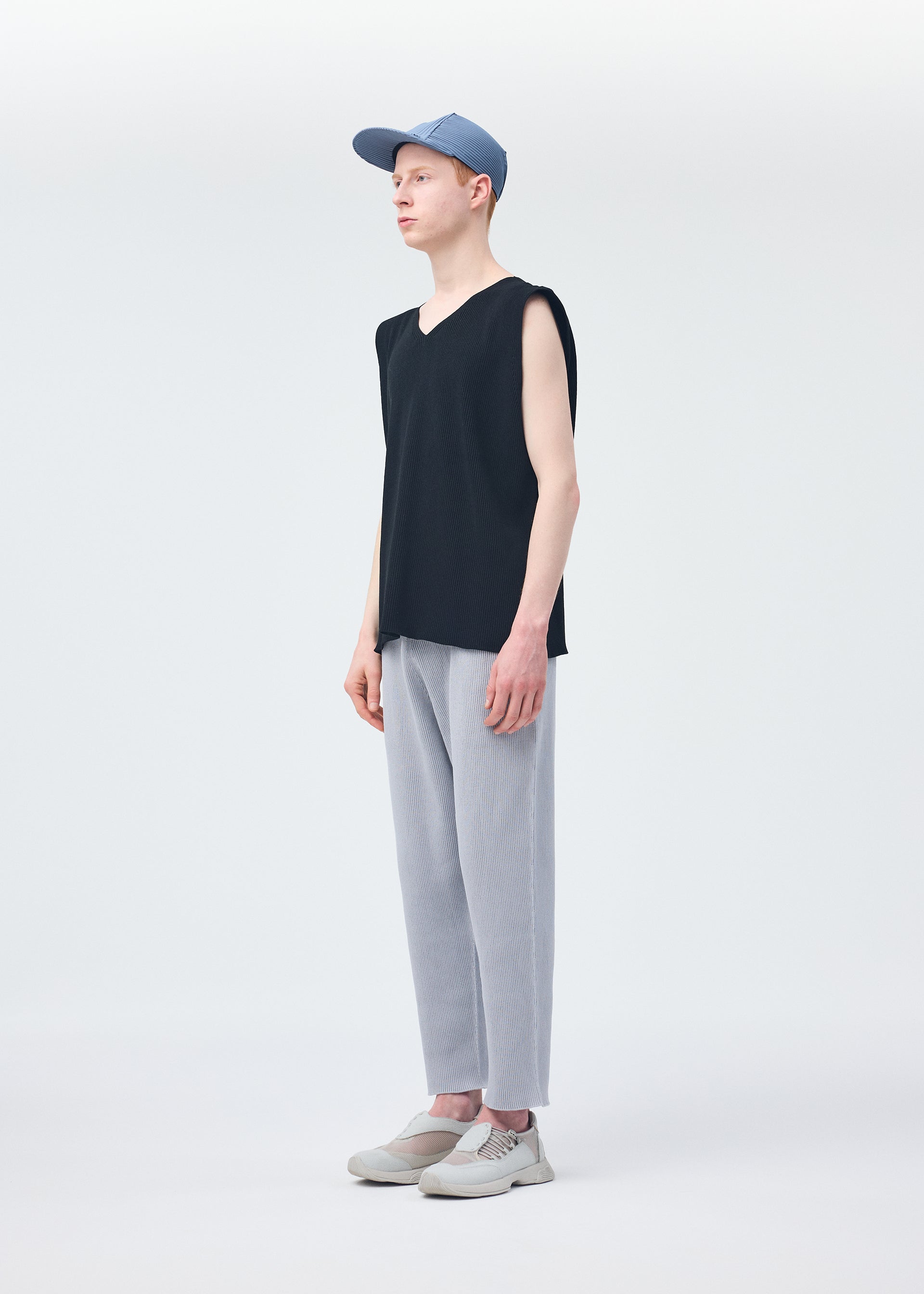 PLEATS CAP Cap Slate Blue – ISSEY MIYAKE EU