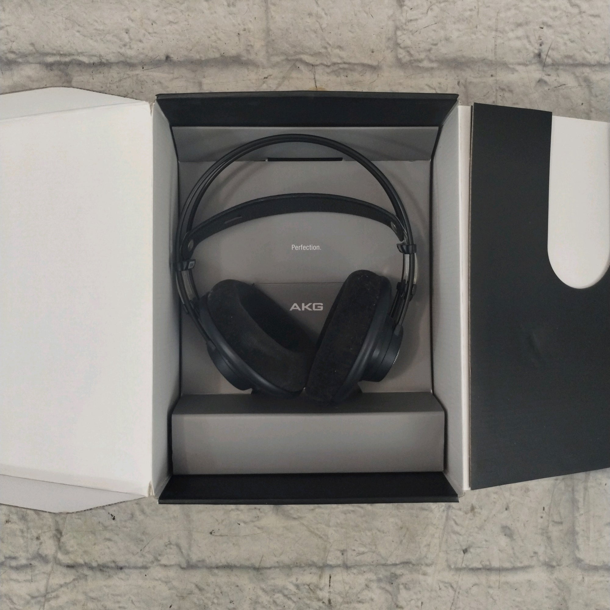 AKG K702 Open Back Studio Headphones - Evolution Music