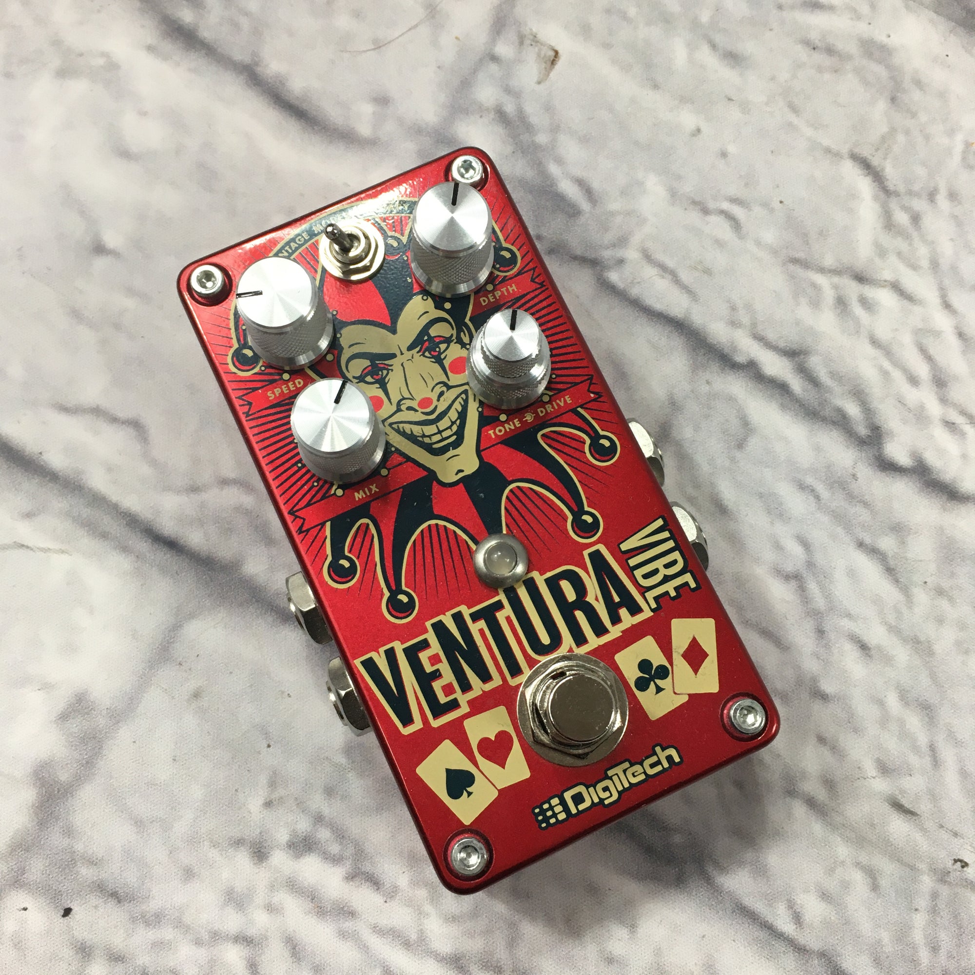 Digitech Ventura Vibe Vibrato Guitar Pedal - Evolution Music