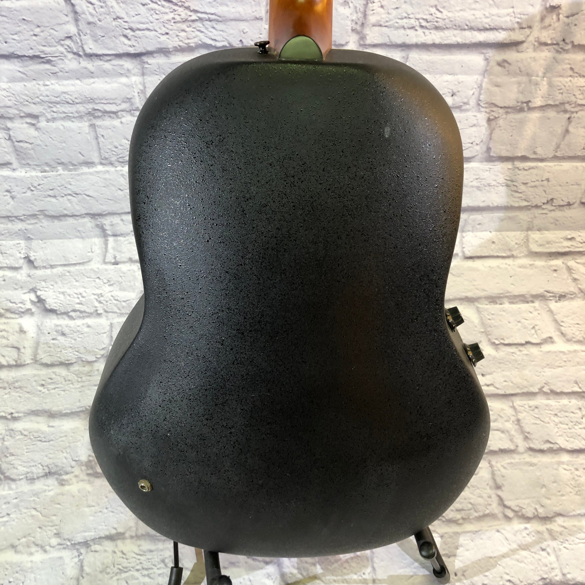 Ovation Celebrity CC67 Acoustic - Evolution Music