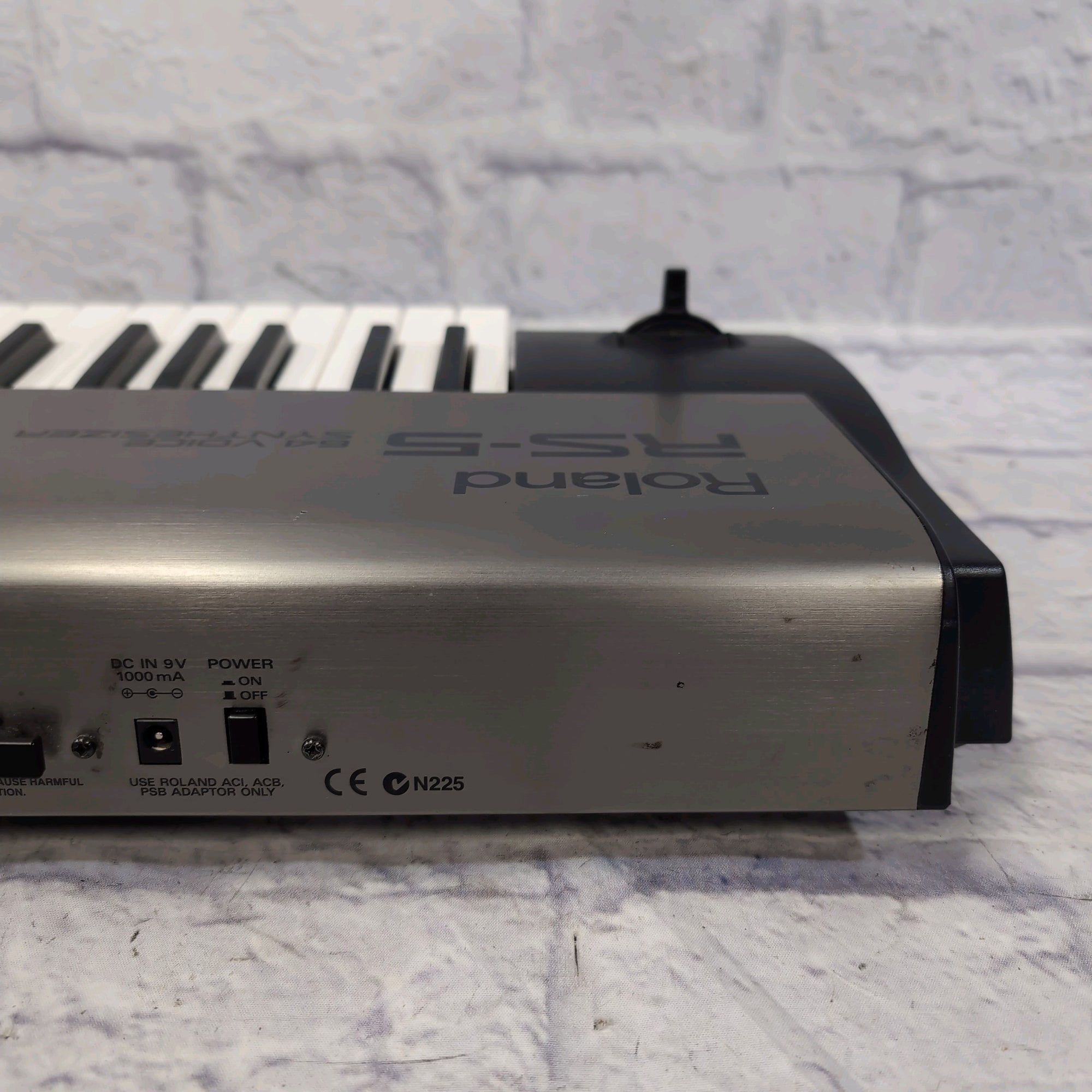 Roland RS-5 61-Key 64-Voice Synthesizer - Evolution Music