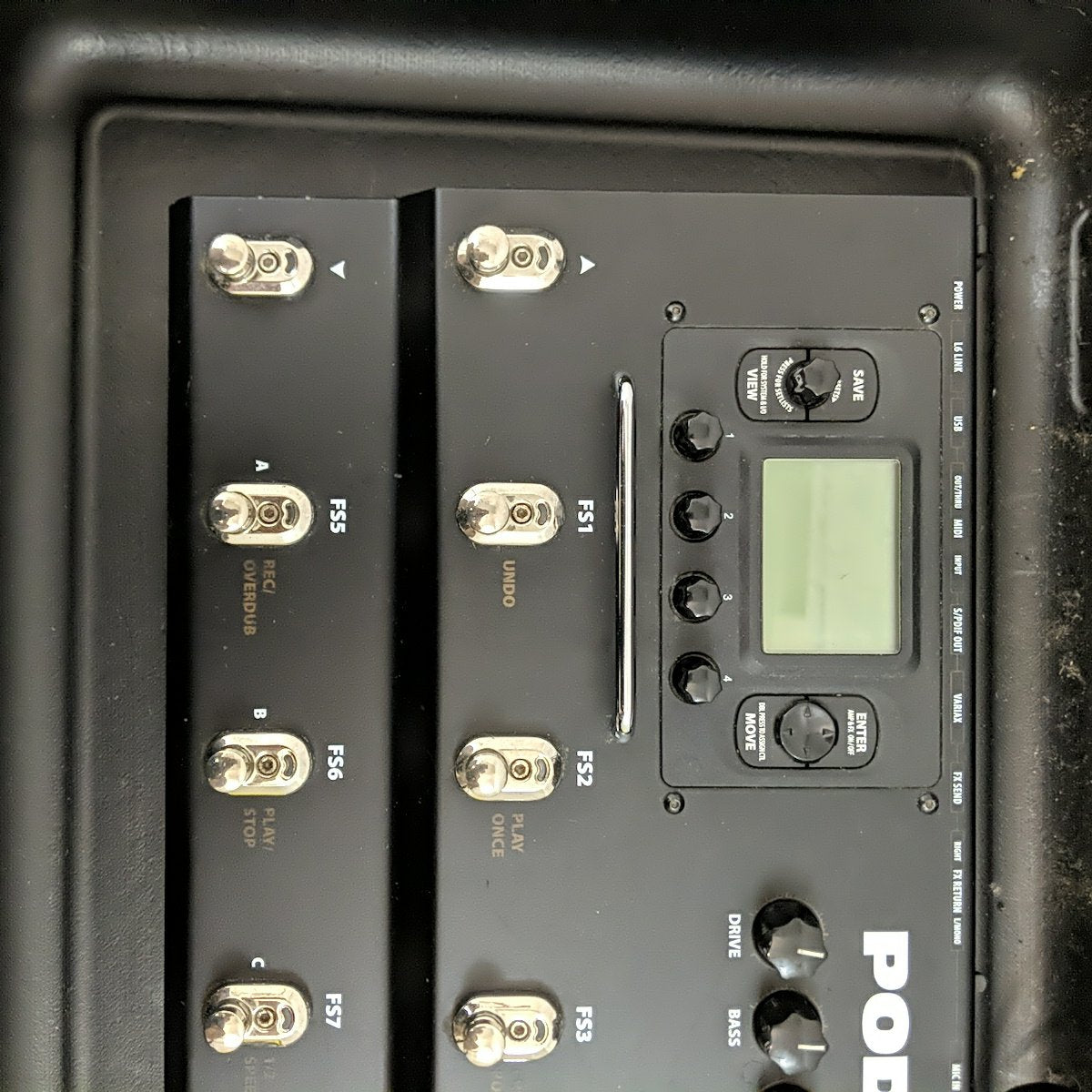 Line 6 POD HD500 Multi-Effect and Amp Modeler with Hard Case