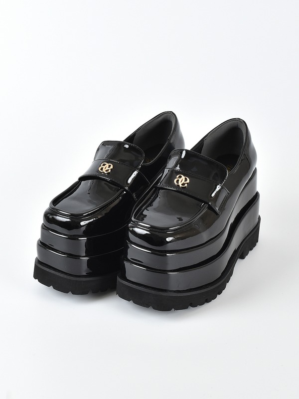 厚底チャームローファー｜evelyn（エブリン）公式通販サイト