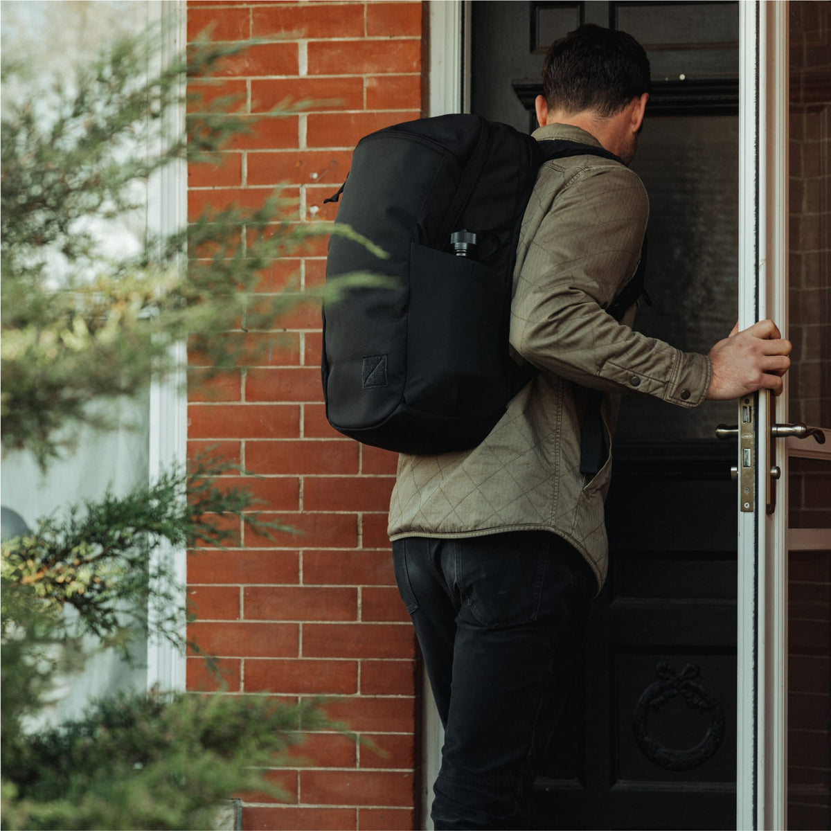 EVERGOODS - Civic Half Zip | The Classic Daybag Upgraded