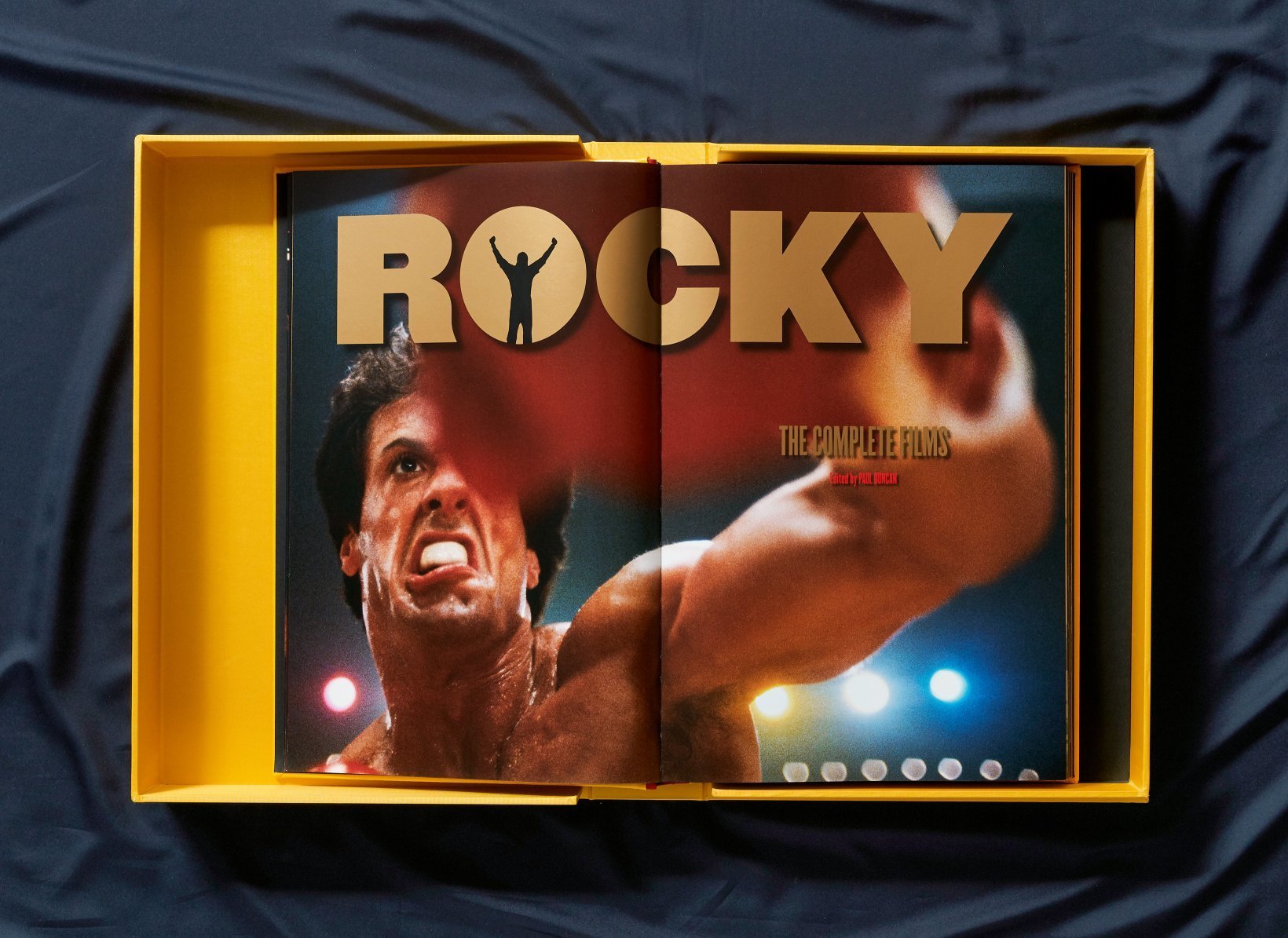 伝説のボクサーロッキー、シリーズ全7作品・1976部限定写真集「Rocky