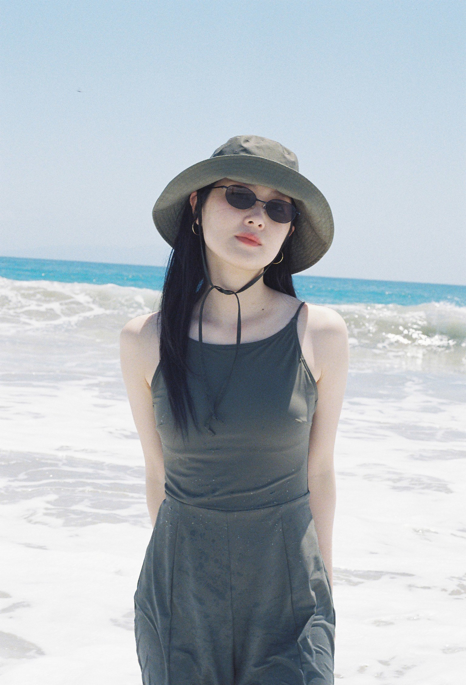 柴田ひかりが手掛けるPEEP INSIDE HEADより夏に向けた新作アイテムが