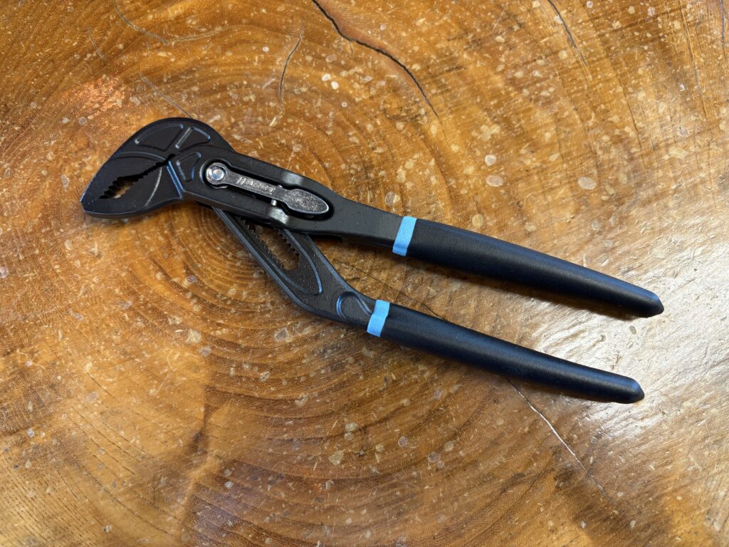 左利きにもやさしい!? HAZETユニバーサルプライヤー760-18の魅力