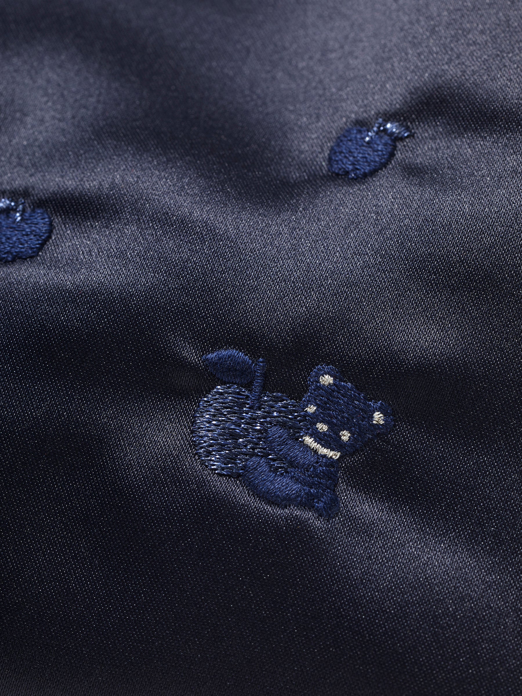 受注販売】マシュマロミニバッグ〈yori × familiar〉 | ファミリア公式