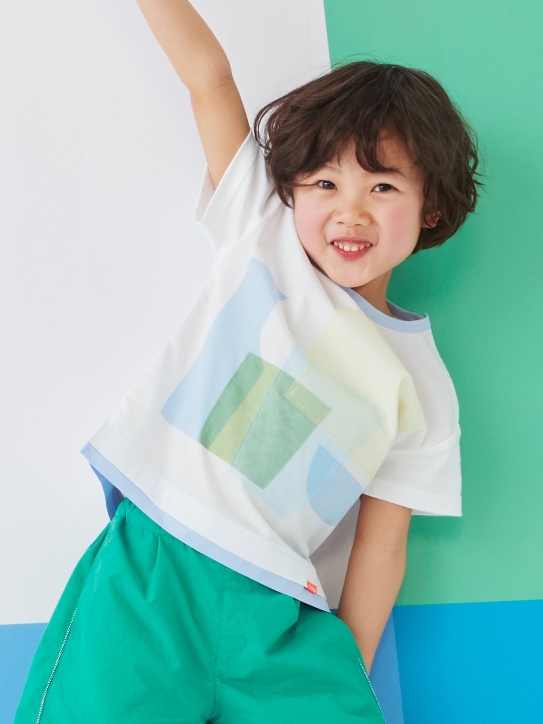 Tシャツ｜ファミリア公式オンラインショップ | ファミリア公式サイト