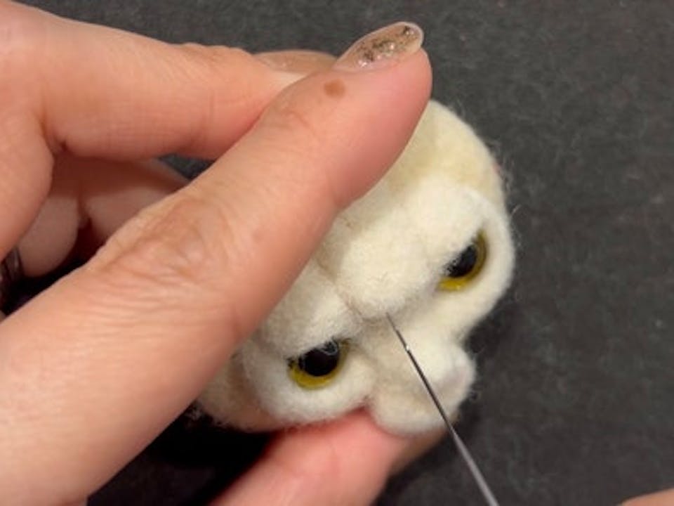 コースレッスン】羊毛フェルトで作る「茶白猫フレーム」講座 | FANTIST