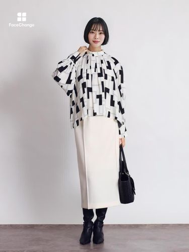 ジオメトリックネックタックボリュームブラウス - FENNEL - FENNEL