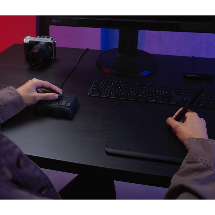 レンタル] TourBox Neo PCソフトコントローラー - Rentio[レンティオ]