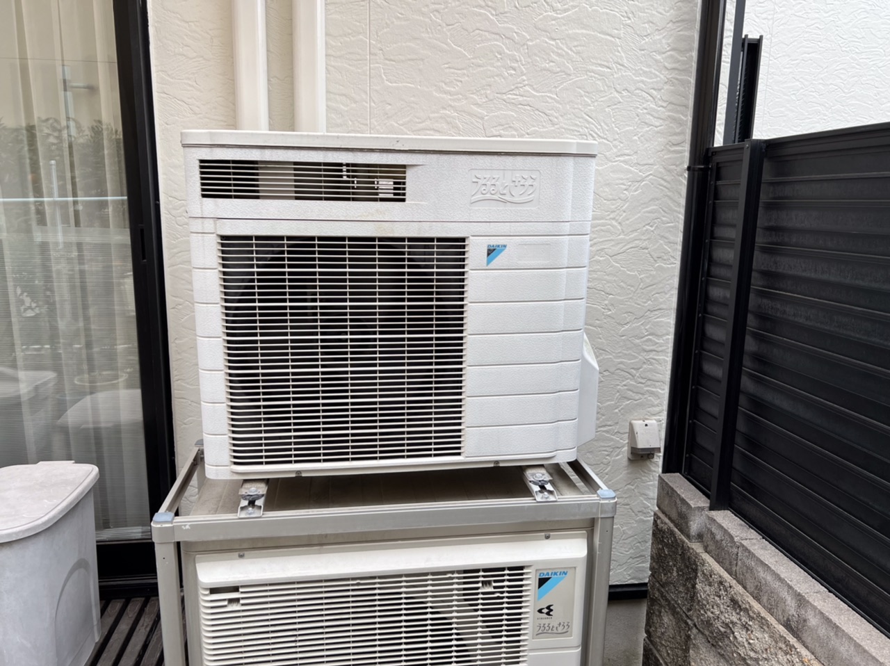 ダイキン「うるるとさららエアコン」工事なら当社へお任せください