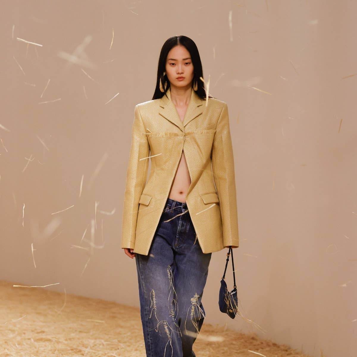 Jacquemus Doubles Down on Raffia for Spring 2023 'Le Raphia