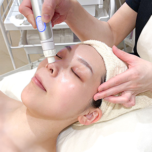 Fashionista 中目黒店 – 毛穴洗浄×小顔の専門エステティックサロン