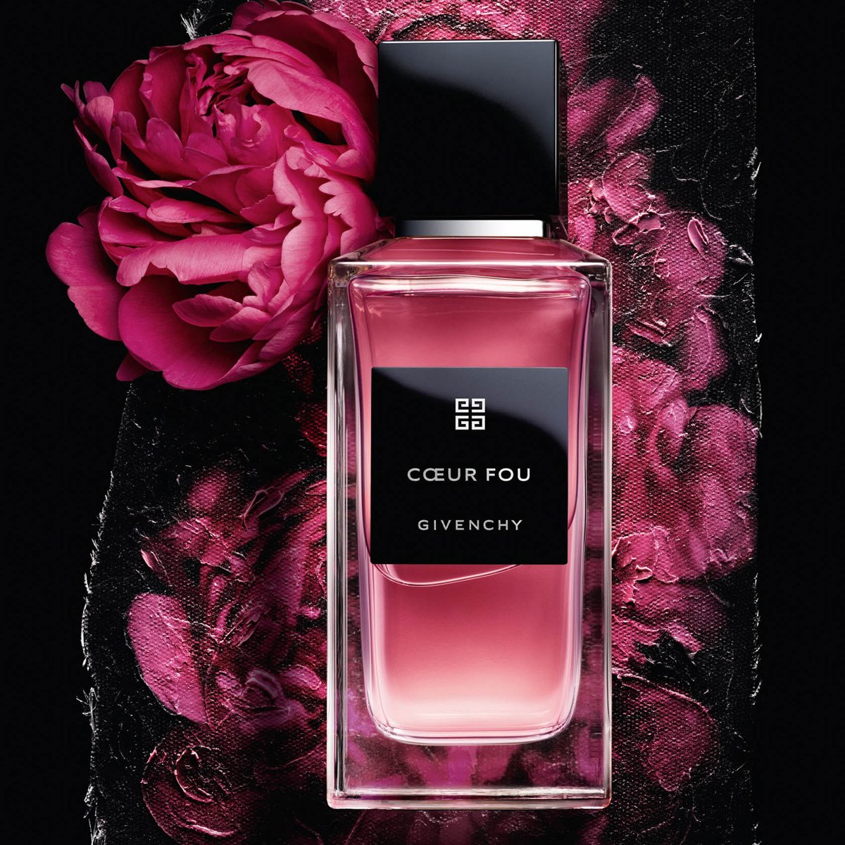 ジバンシイのプレミアムフレグランスに新作「ド ジバンシイ キュール