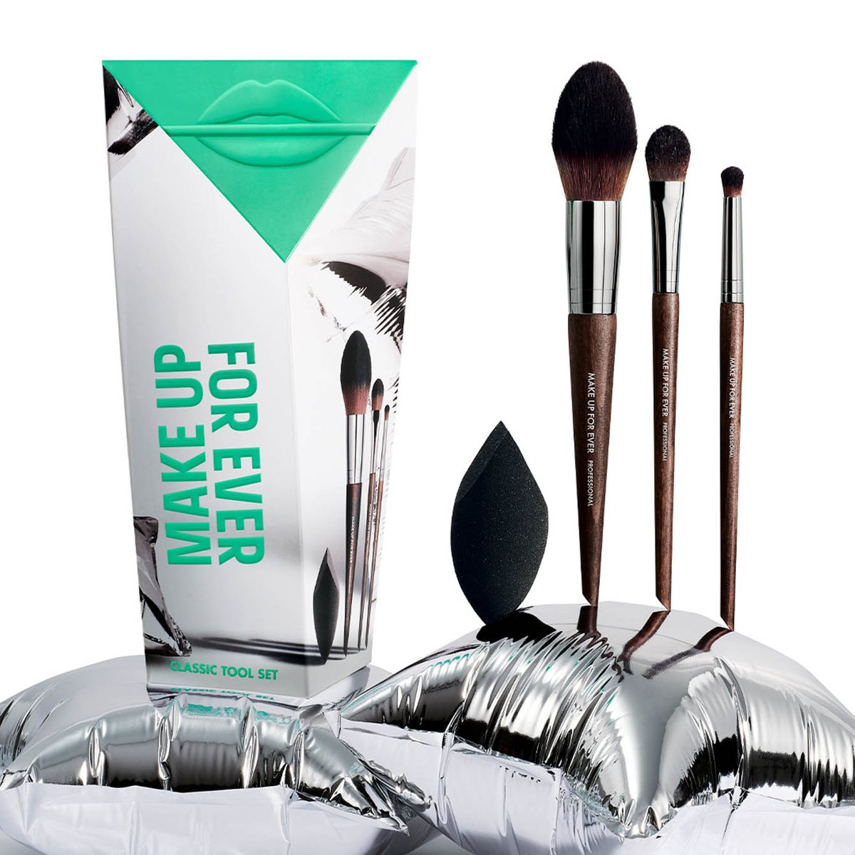 2025年クリスマスコフレ】メイクアップフォーエバー：人気のメイク