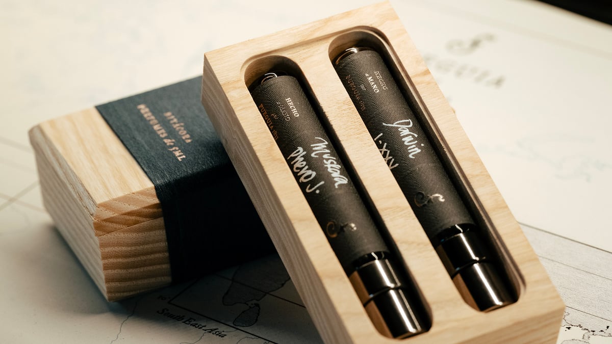 香りの重なり合いが生む変化と深み 「フエギア 1833」から組み合わせ