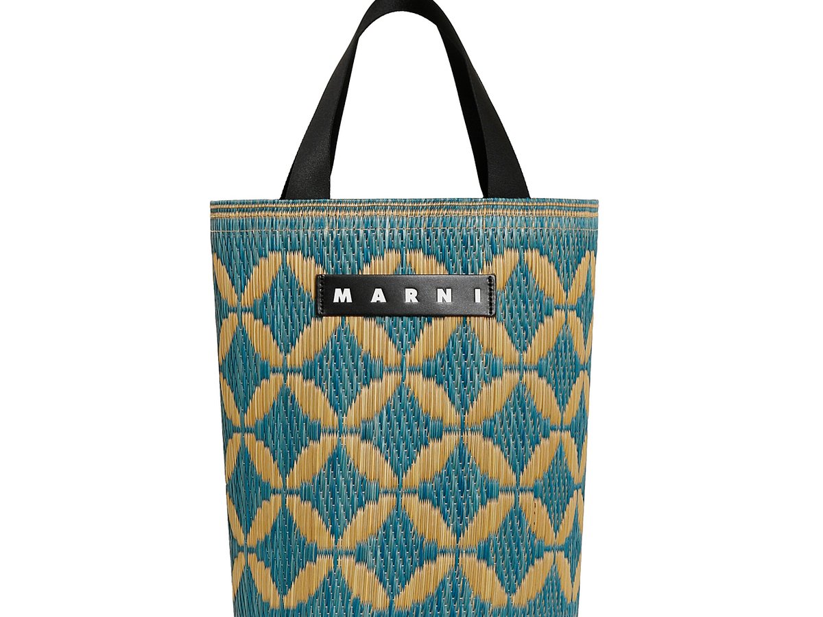 マルニ マーケット」が表参道ヒルズで開催、福岡県産の畳で製作した