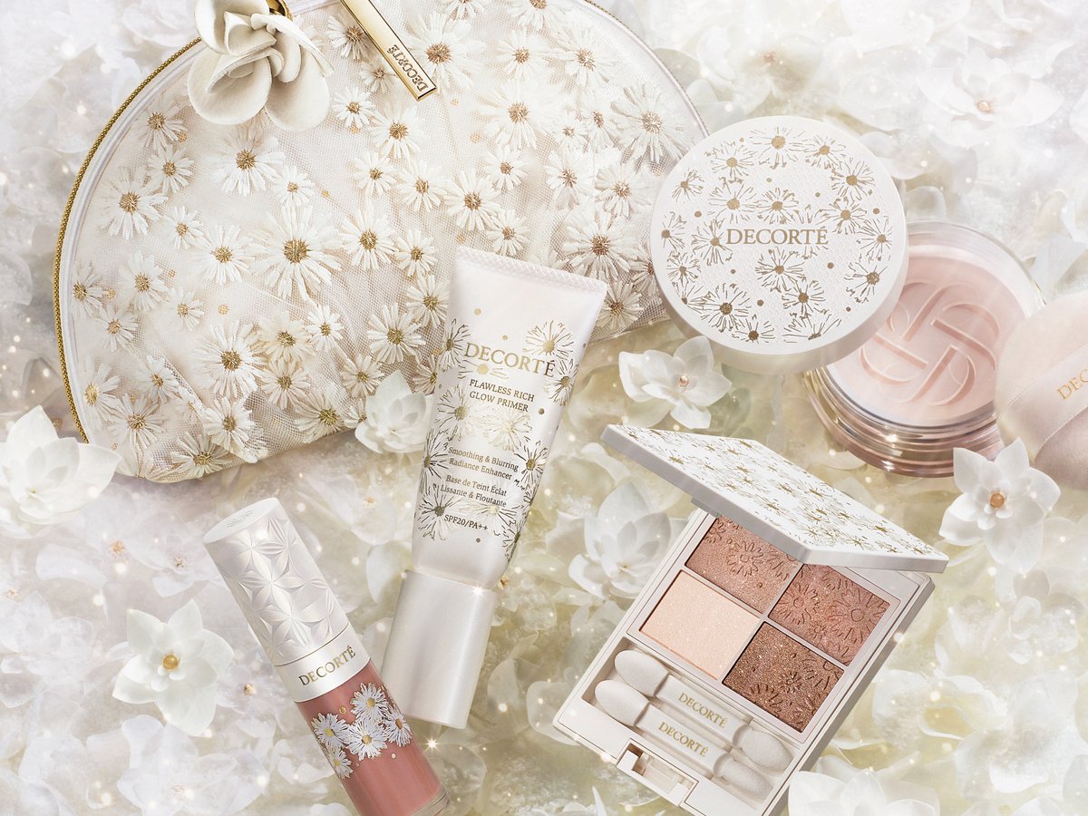 2024年クリスマスコフレ】コスメデコルテ：人気スキンケア「リポソーム