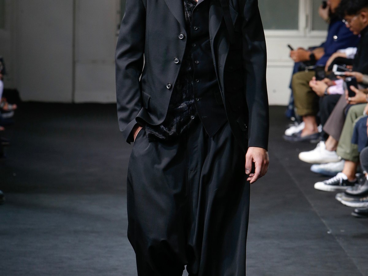 Yohji Yamamoto HOMME 2019年春夏 | パリ | 画像41枚 - FASHIONSNAP