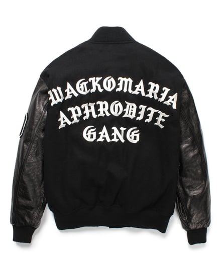 ワコマリアがヒップホップクルー舐達麻とコラボ、ナンバリングを施した