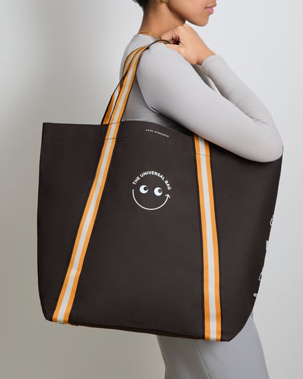 アニヤ ハインドマーチが新作「The Universal Bag」を発売 英国の