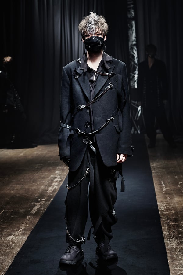 Yohji Yamamoto POUR HOMME 2021年秋冬コレクション | パリ | 画像58枚