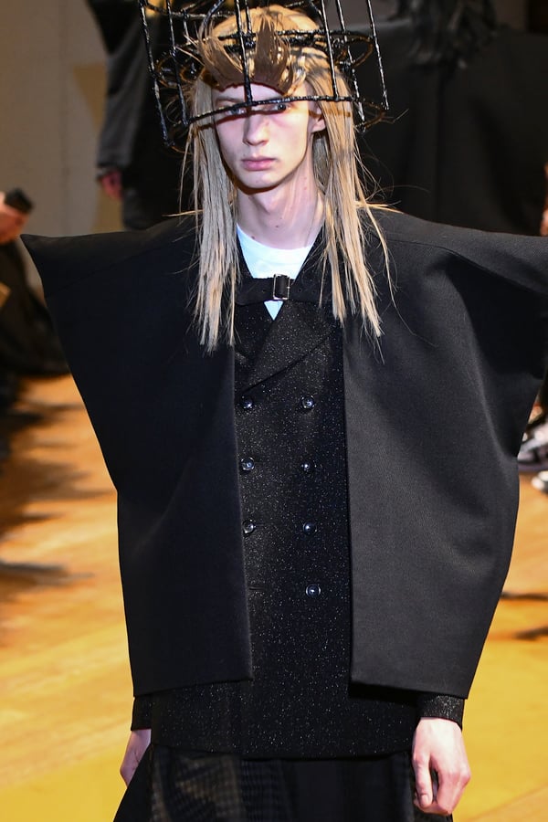 COMME des GARÇONS HOMME PLUS 2023年秋冬コレクション | パリ | 画像
