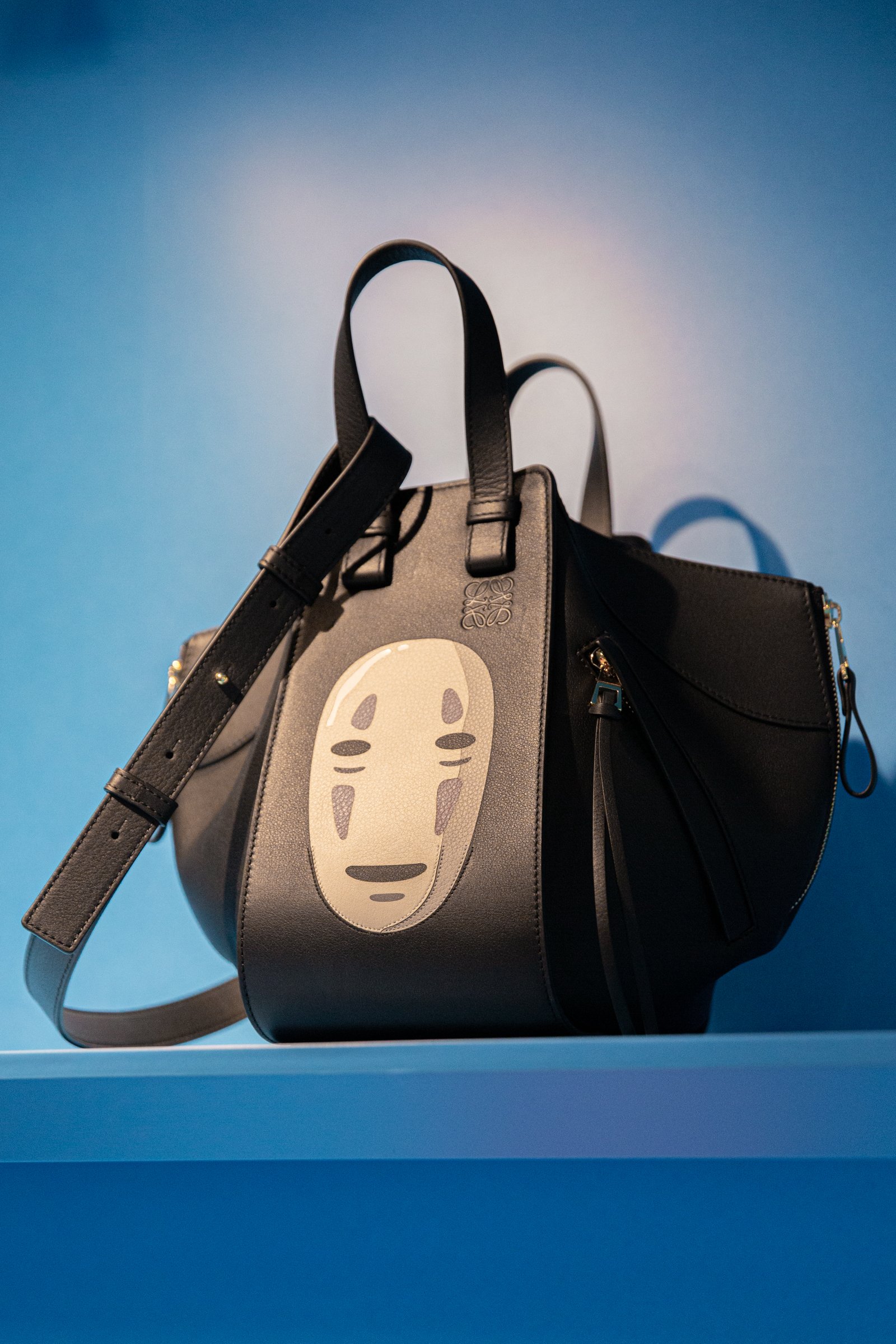 ロエベとジブリのコラボ第二章「千と千尋の神隠し」カプセル