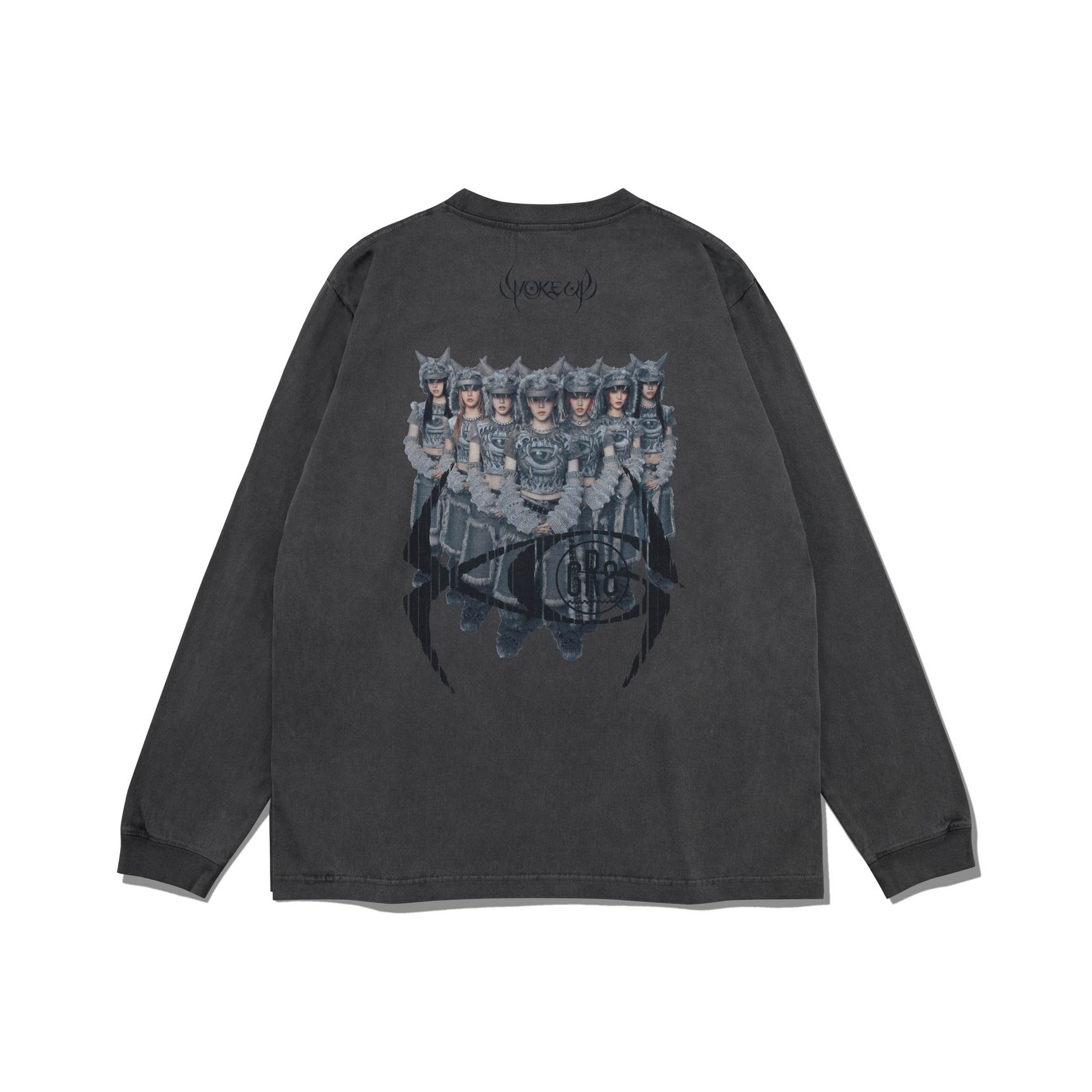 GR8でガールズグループ「XG」の写真展が開催 河村康輔とのコラボT