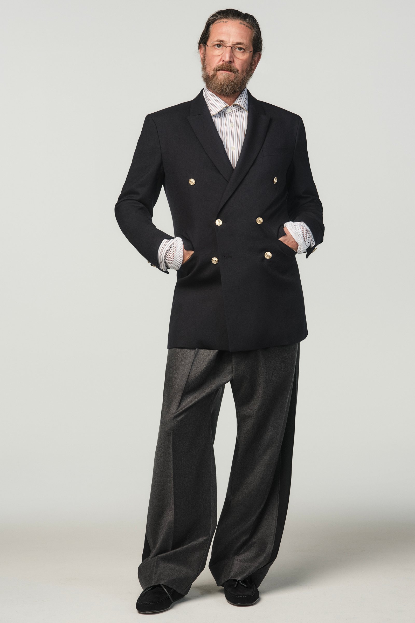 ZARA」がデザイナー ステファノ・ピラーティと初コラボ コートやドレス