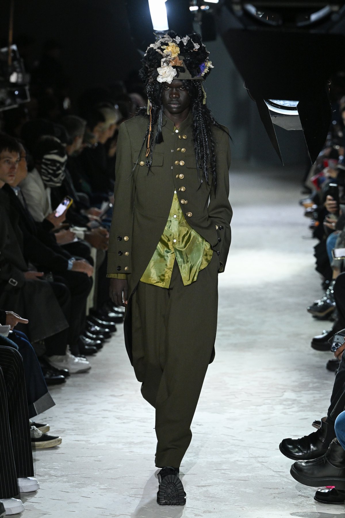 COMME des GARÇONS HOMME PLUS 2025年秋冬コレクション | パリ | 画像