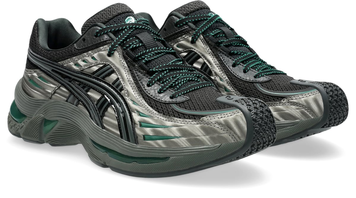 アシックス × キコ・コスタディノフ、新作スニーカー「GEL-FLAMMAE」が登場